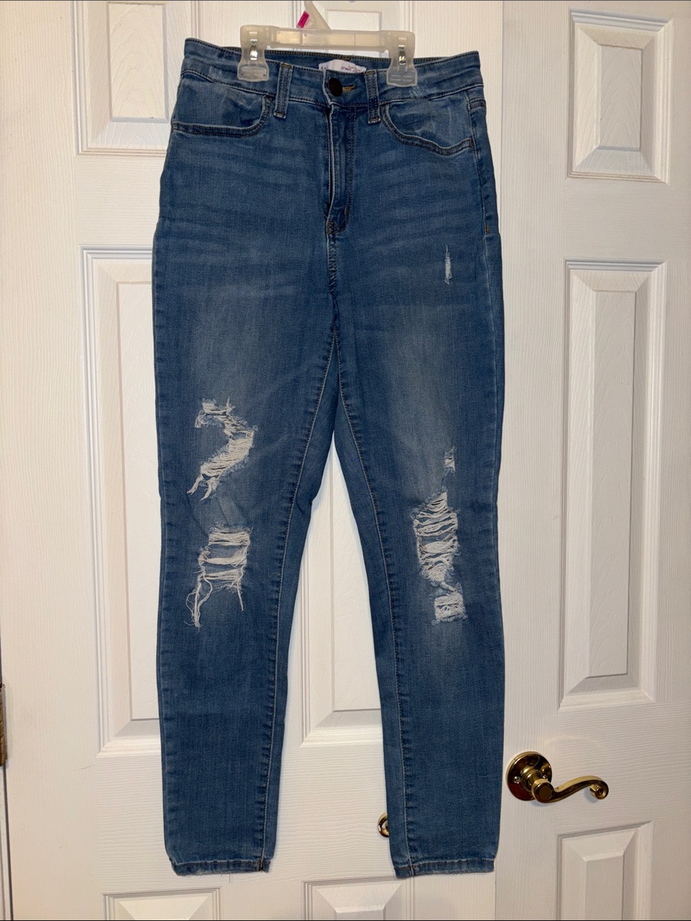 SO Women's Distressed Blue Skinny Ultimate Jeggings